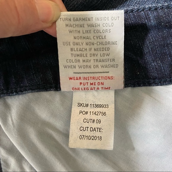 Torrid Skinny Jeans Stretch Dark Wash 20 - Picture 8 of 9